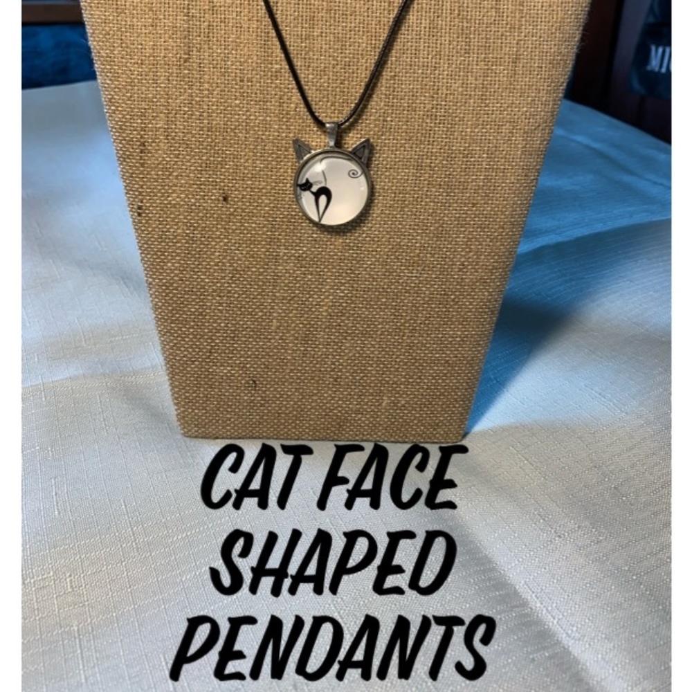 NWT Handmade Cat Face Shaped Pendants w/Glass Cabs!